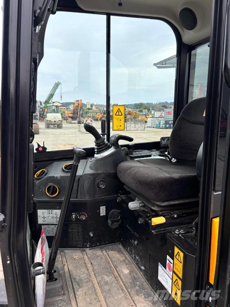 JCB 19 C-1 Mini pelle < 7t