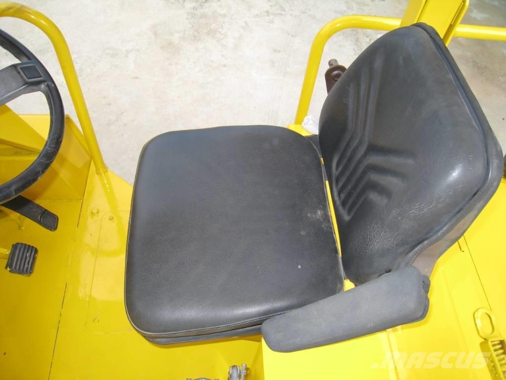 Sakai TZ 701 Rouleaux à pneumatiques