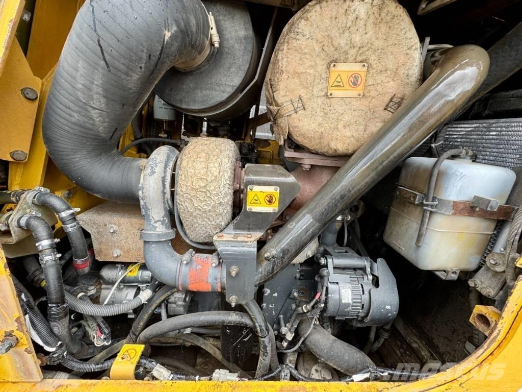 Komatsu D 65 WX-16 Bouteurs sur chenilles