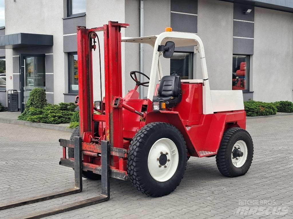 Manitou MC 25 Chariot tout terrain