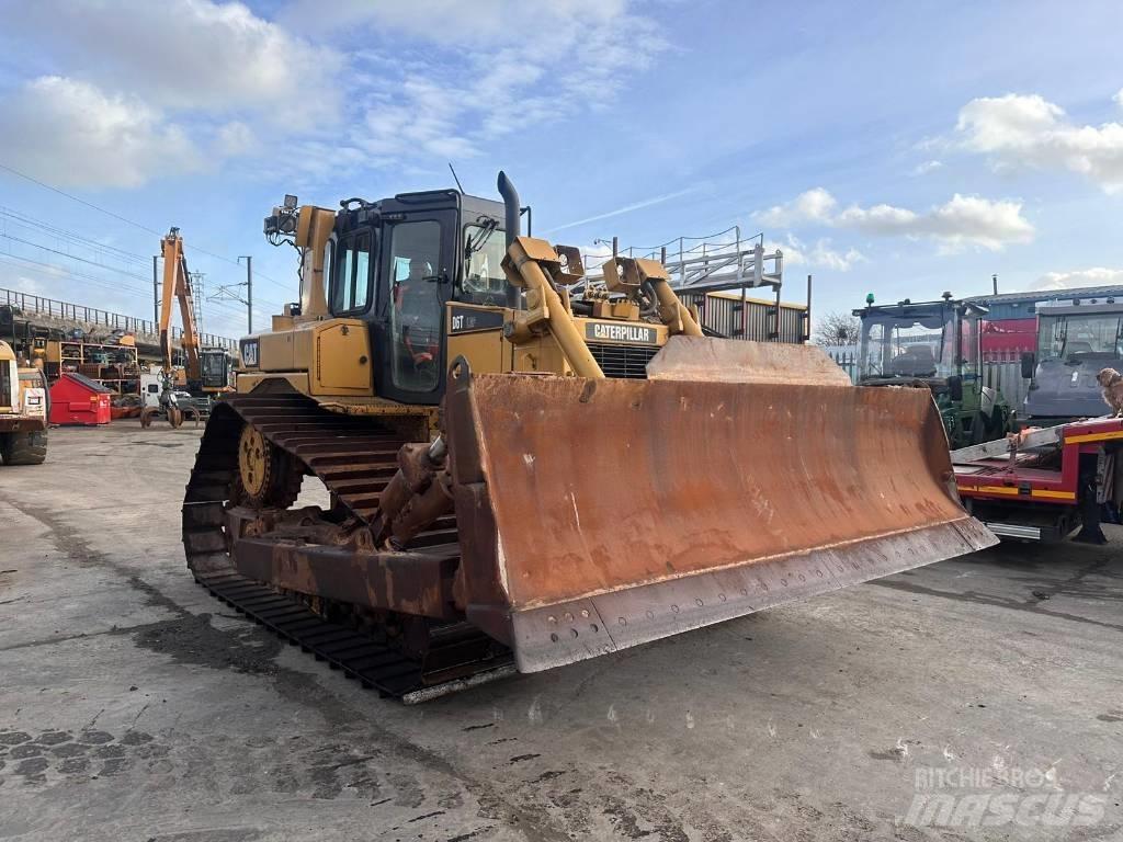 CAT D6T Bouteurs sur chenilles