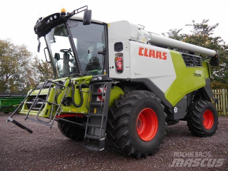CLAAS TRION 660 Moissonneuse batteuse
