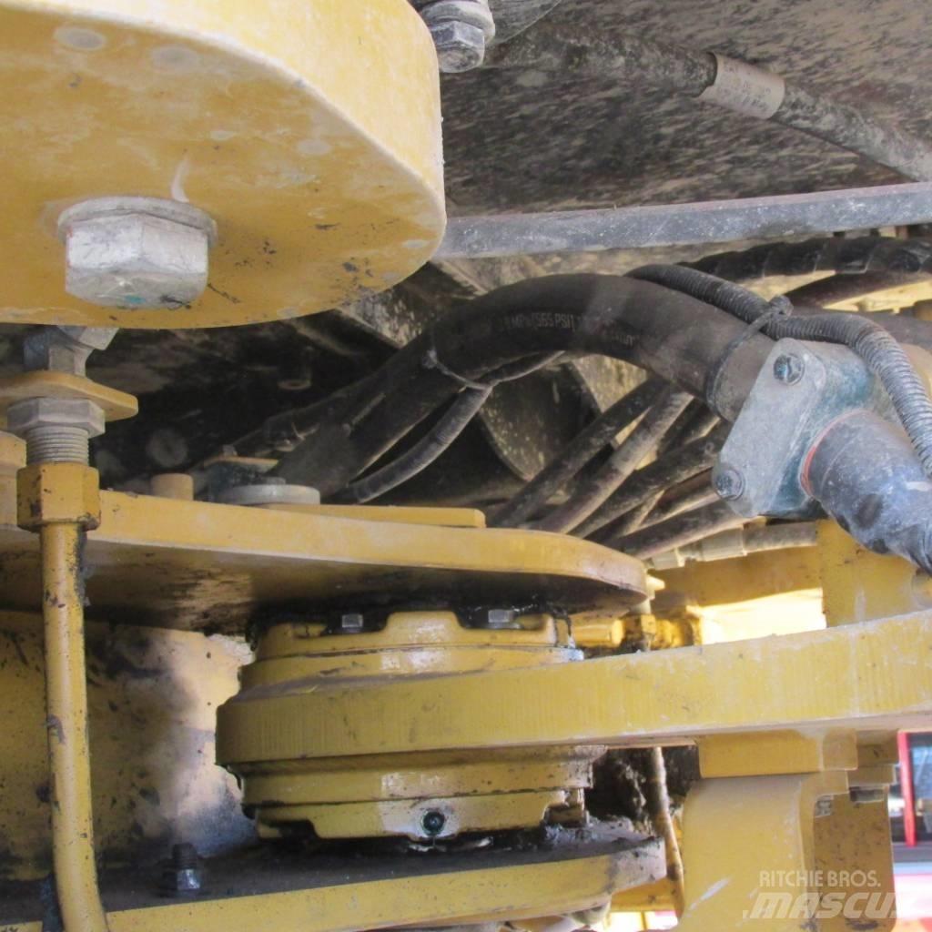 CAT CAT 966L Chargeuse sur pneus