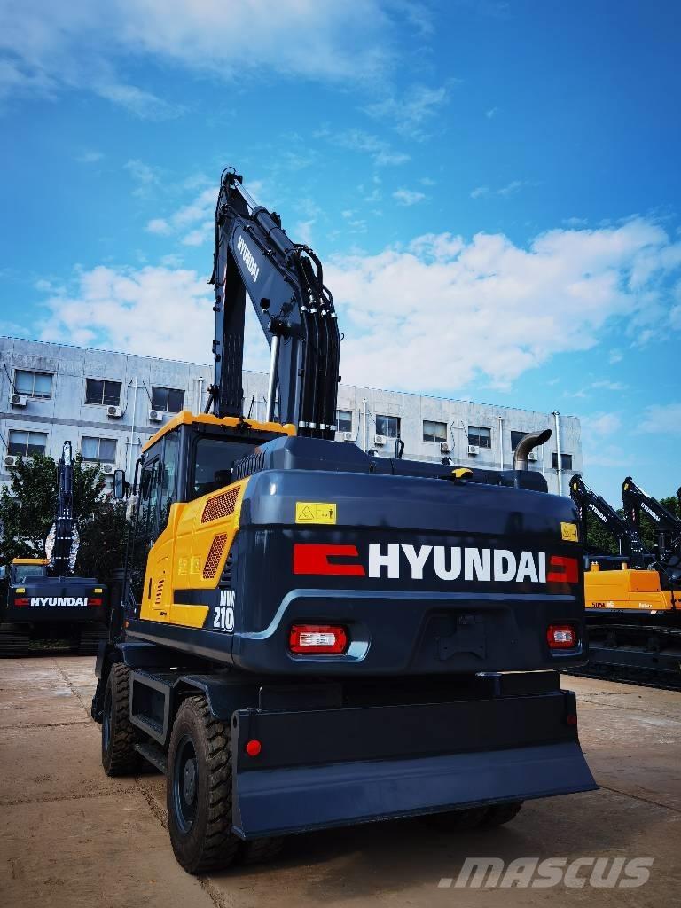 Hyundai HW 210 A Pelle sur pneus