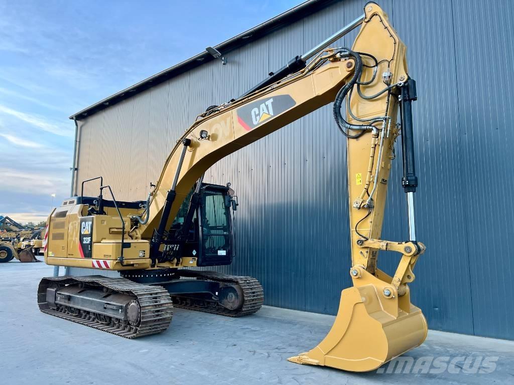 CAT 323F L Pelle sur chenilles
