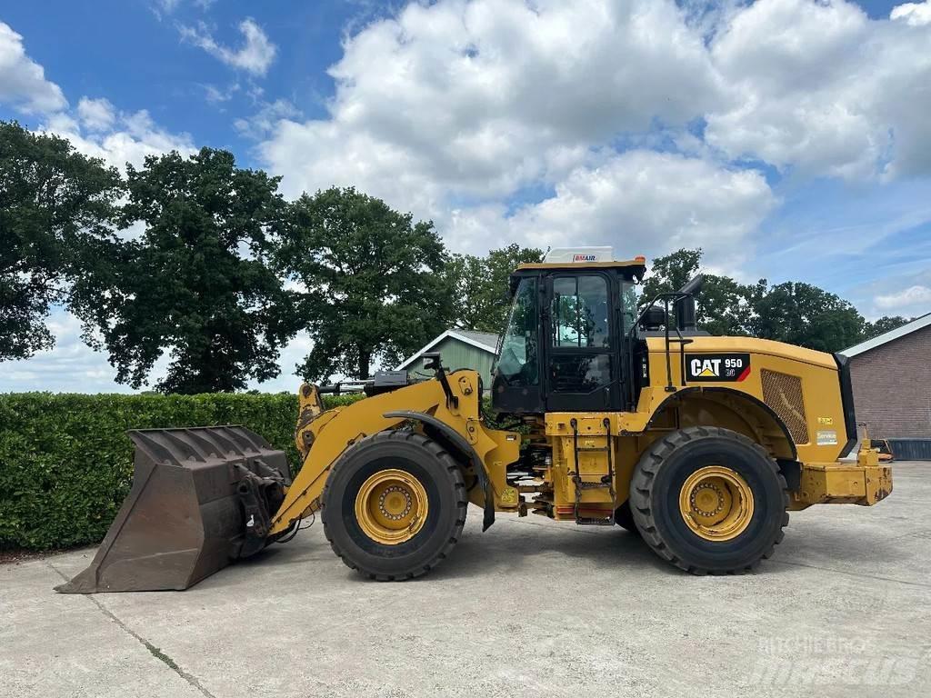 CAT 950G Chargeuse sur pneus