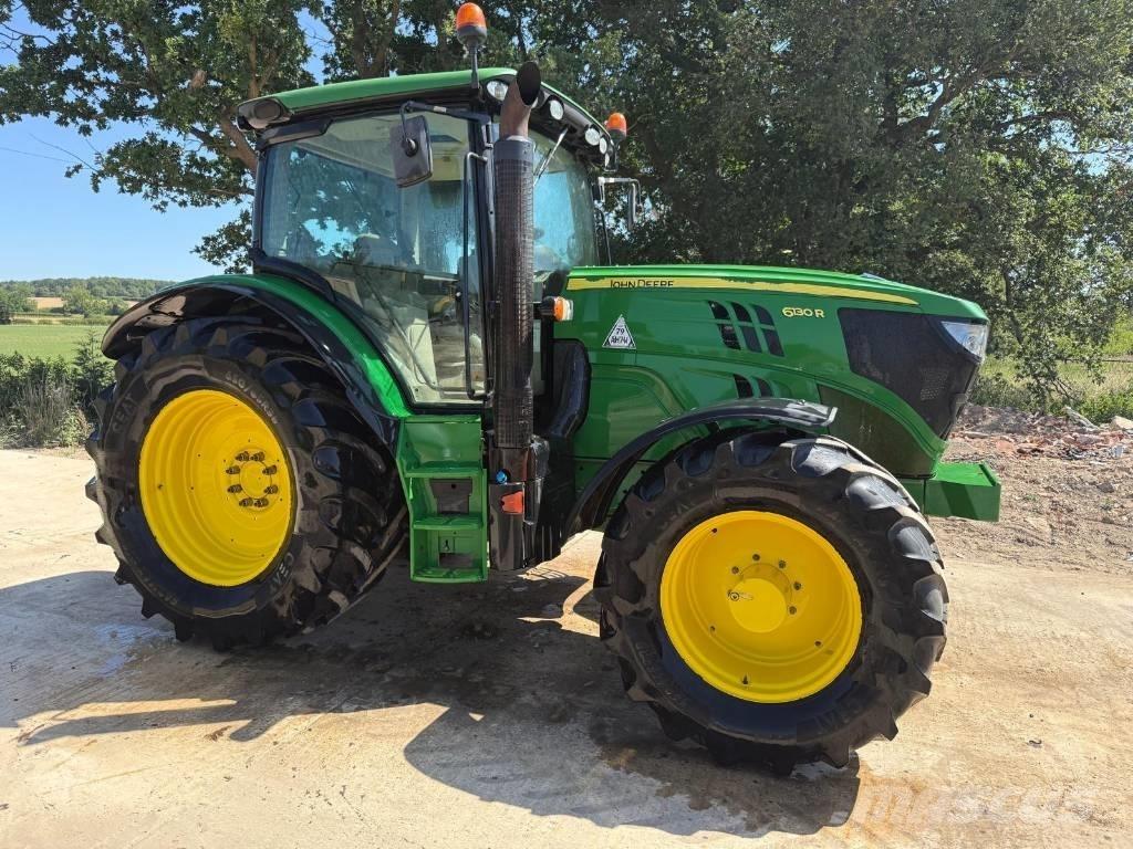 John Deere 6130 R Tracteur