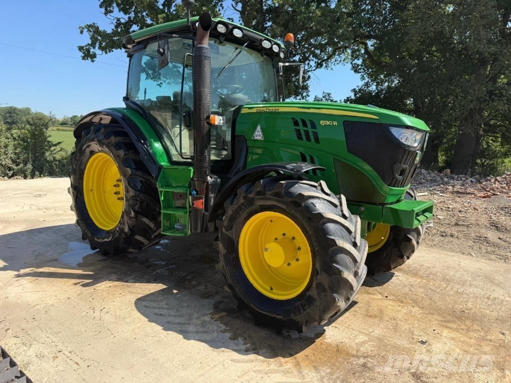 John Deere 6130 R Tracteur