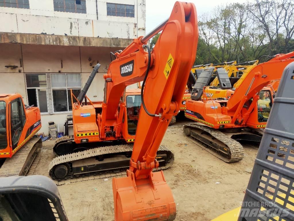 Doosan DH225LC-7 Pelle sur chenilles