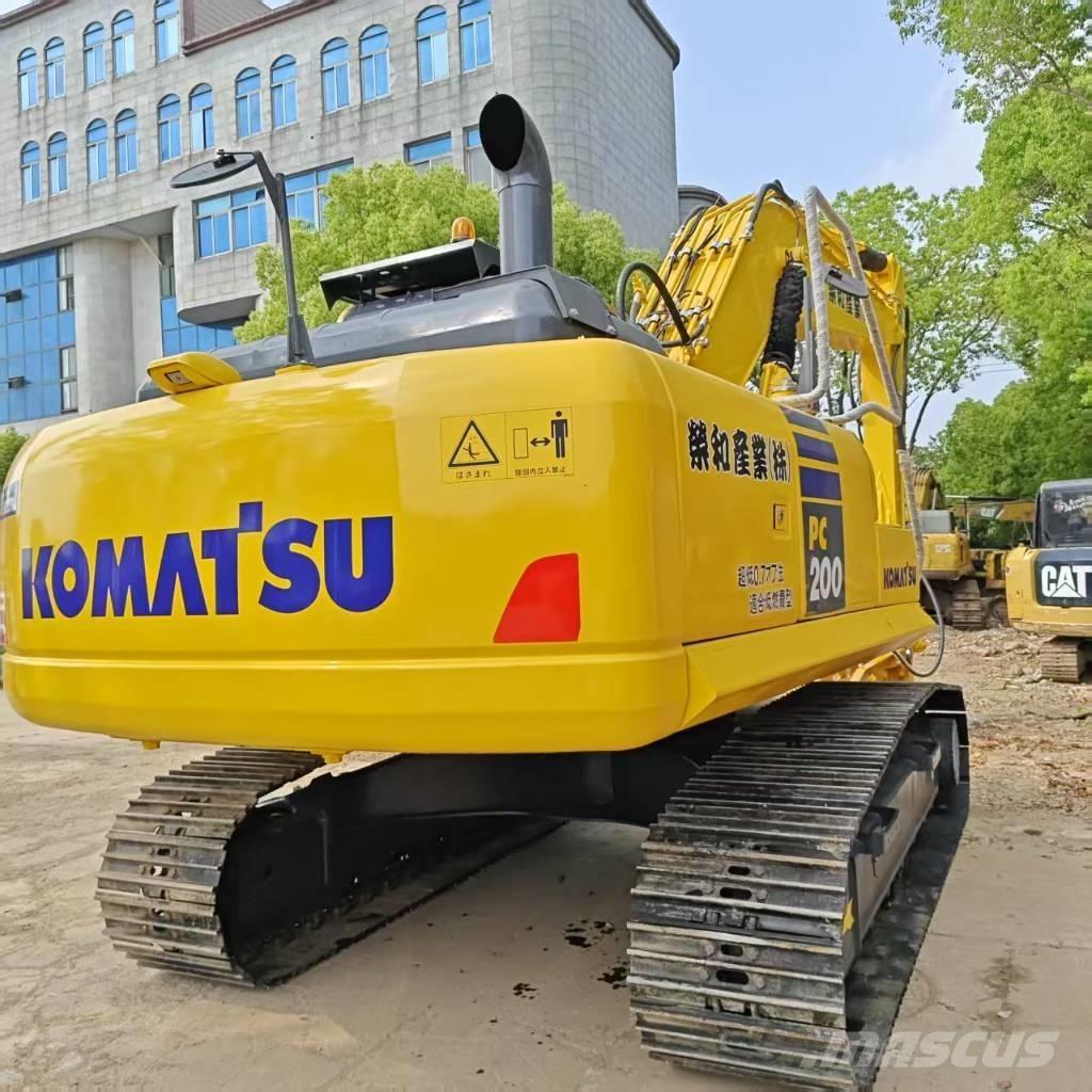 Komatsu PC 200-8 Pelle sur chenilles