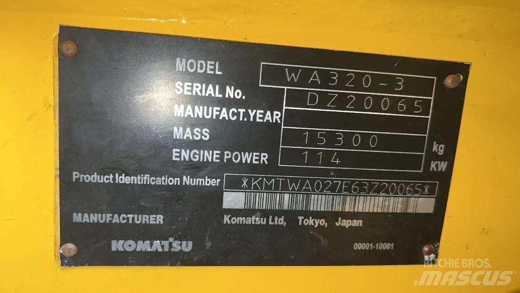 Komatsu WA320-3 Chargeuse sur pneus