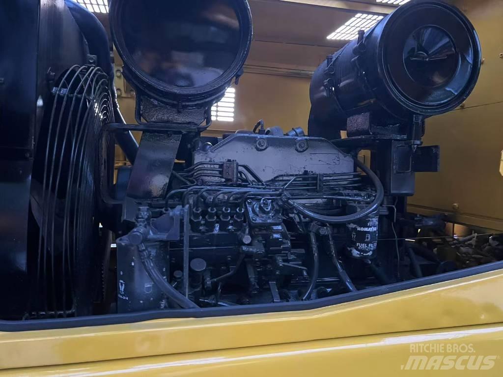 Komatsu WA320-3 Chargeuse sur pneus