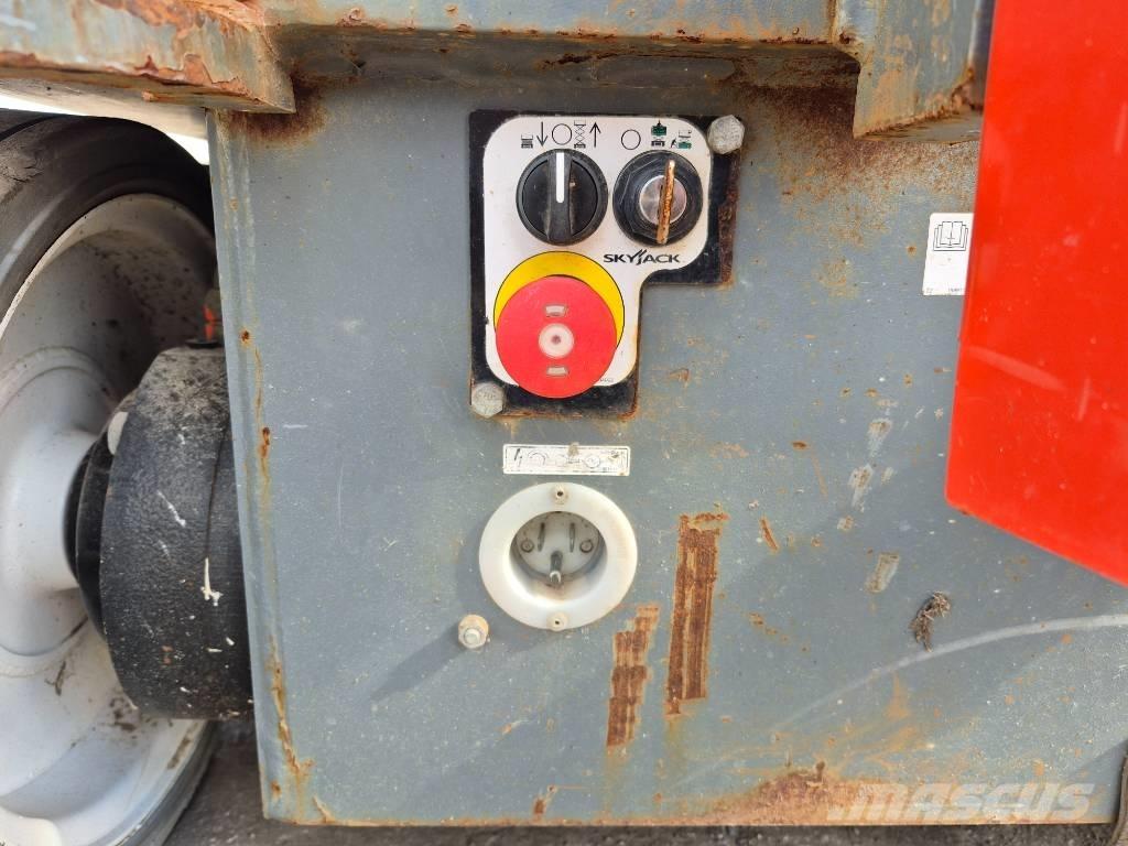 SkyJack SJ 4740 Nacelle ciseaux