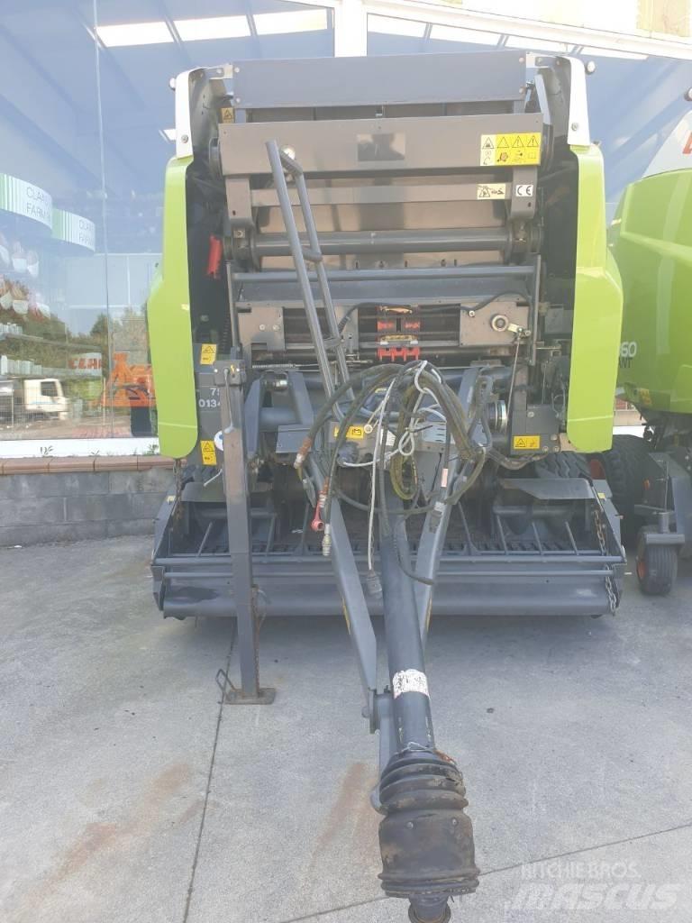 CLAAS Variant 360 Presse à balle ronde