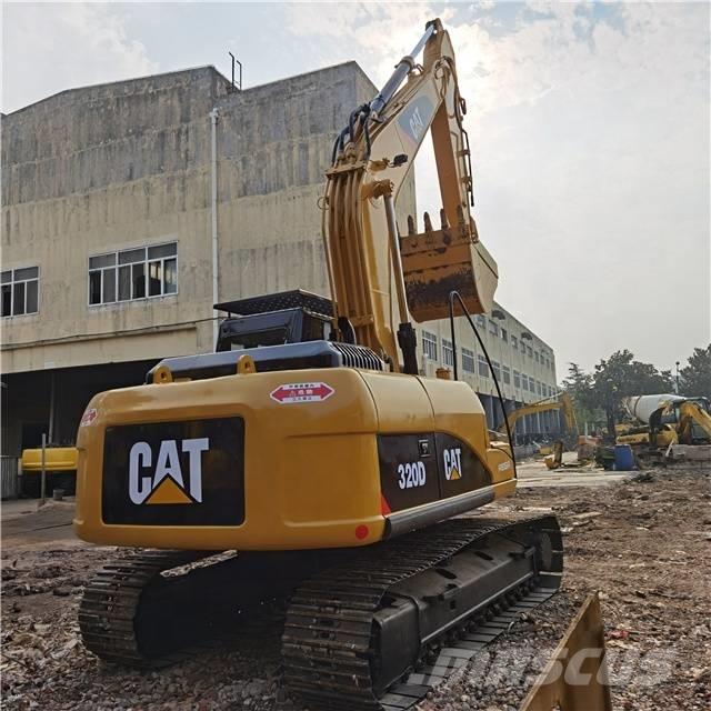 CAT 320D Pelle sur chenilles