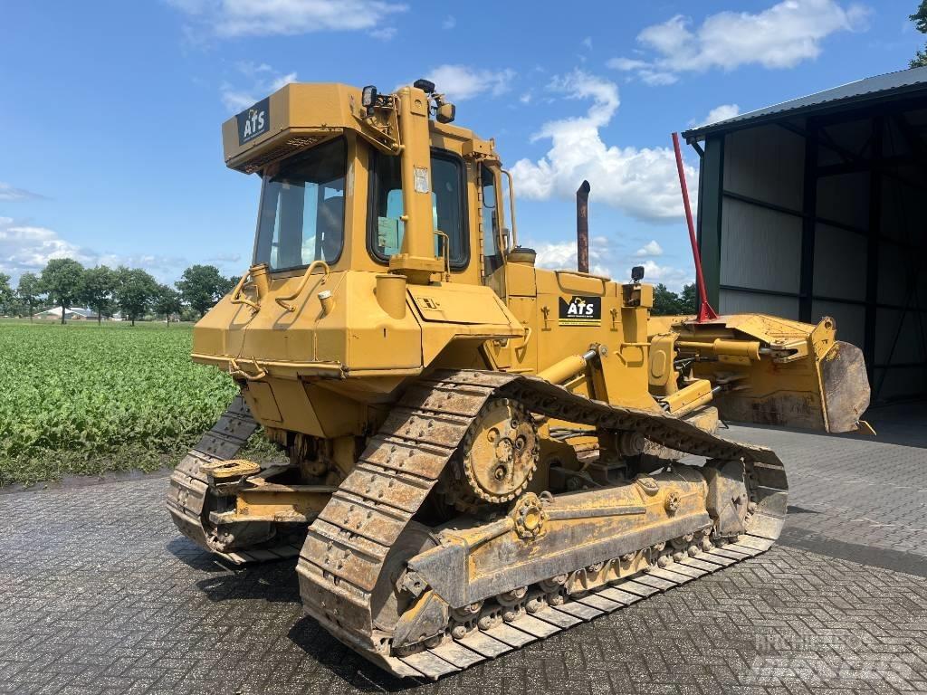 CAT D 6 M LGP Bouteurs sur chenilles