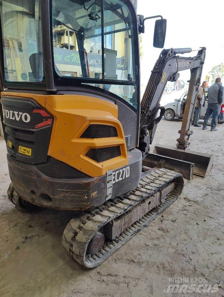 Volvo EC 27 D Mini pelle < 7t