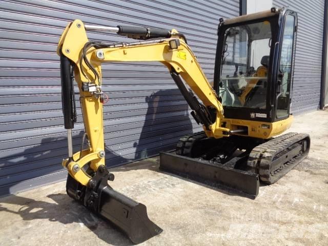 CAT 302.7 D Mini pelle < 7t