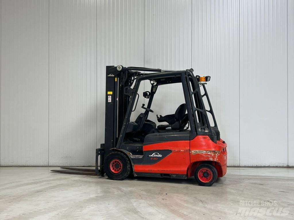Linde E30-01 Chariots élévateurs électriques