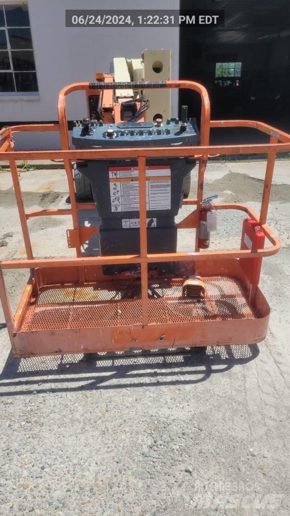 JLG E 450 AJ Nacelles articulées