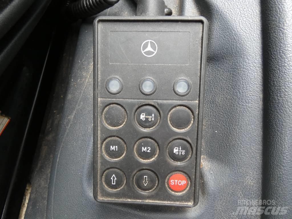 Mercedes-Benz Atego Camion porte engin