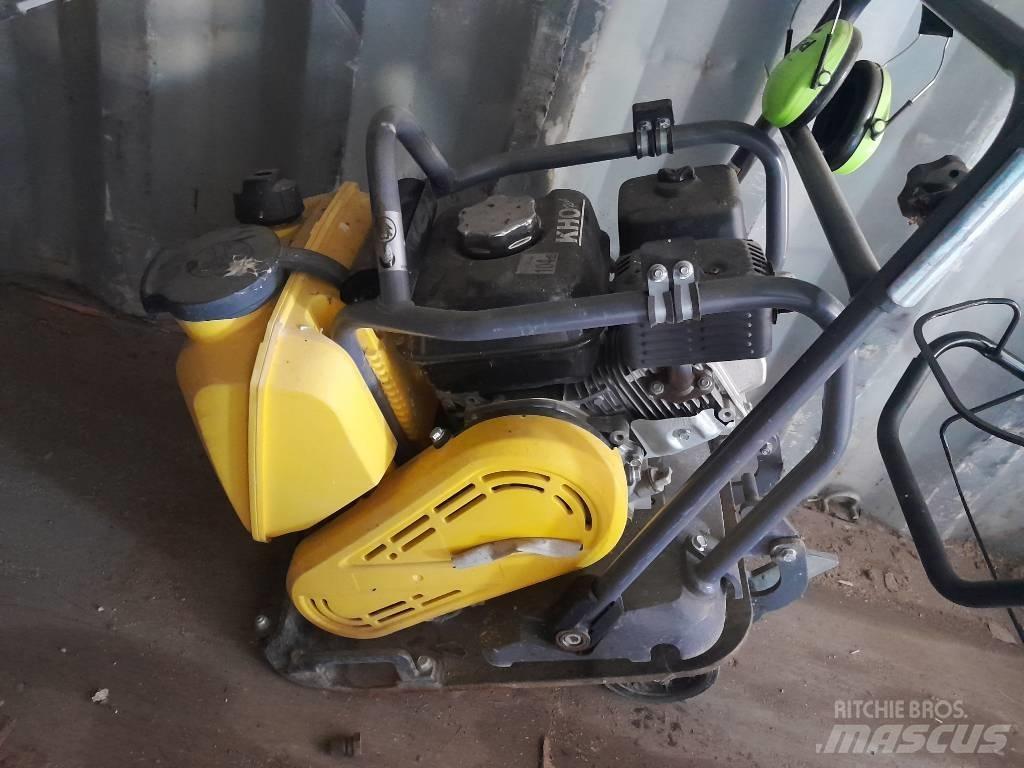 Atlas Copco LF 75 Plaque vibrante