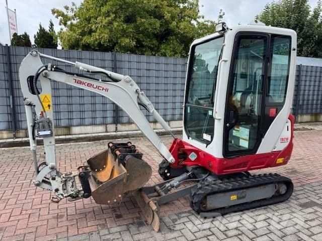 Takeuchi TB 216 Mini pelle < 7t