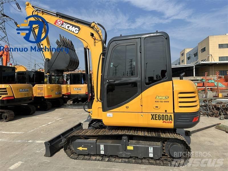 XCMG XE 60 DA Mini pelle < 7t