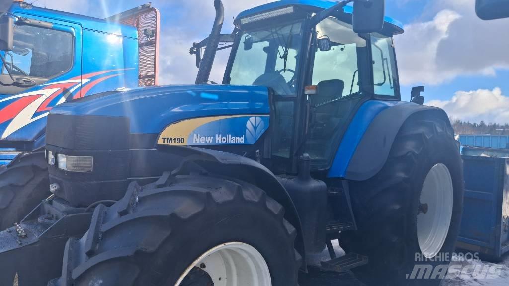 New Holland TM190 Tracteur