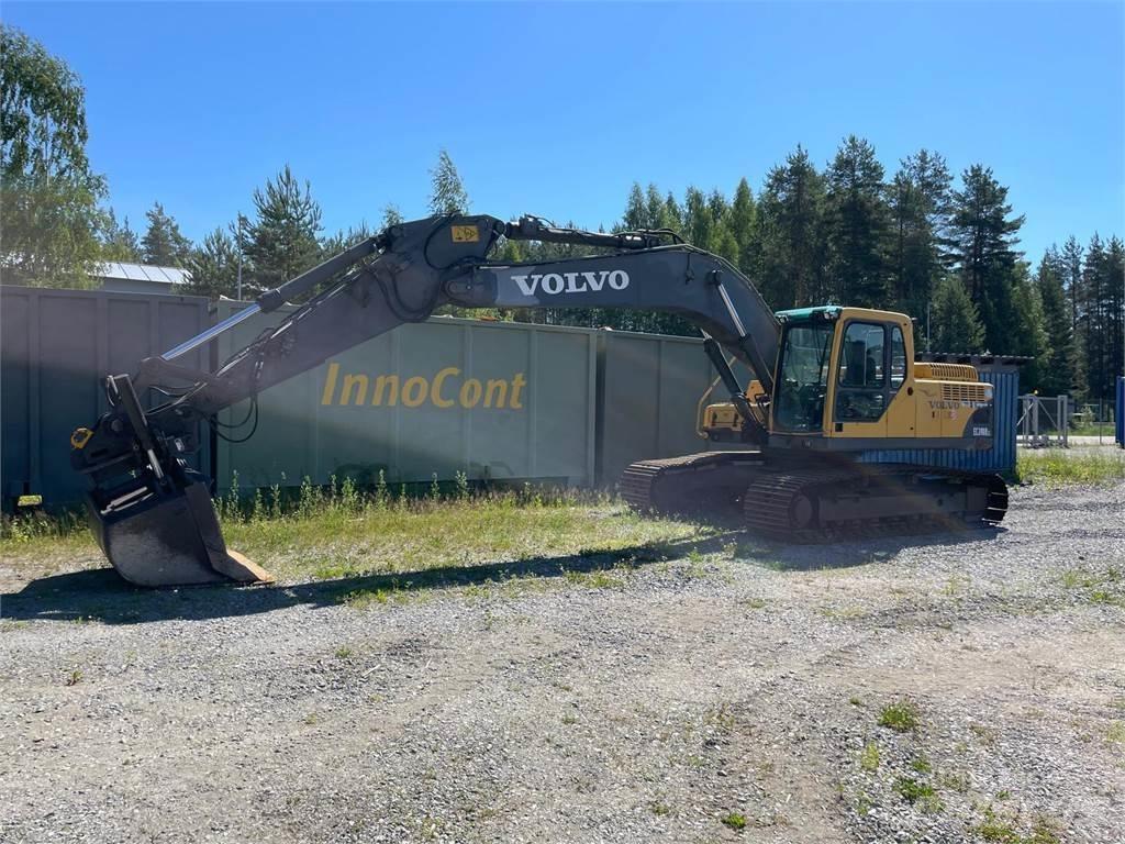 Volvo EC240 Blc Pelle sur chenilles
