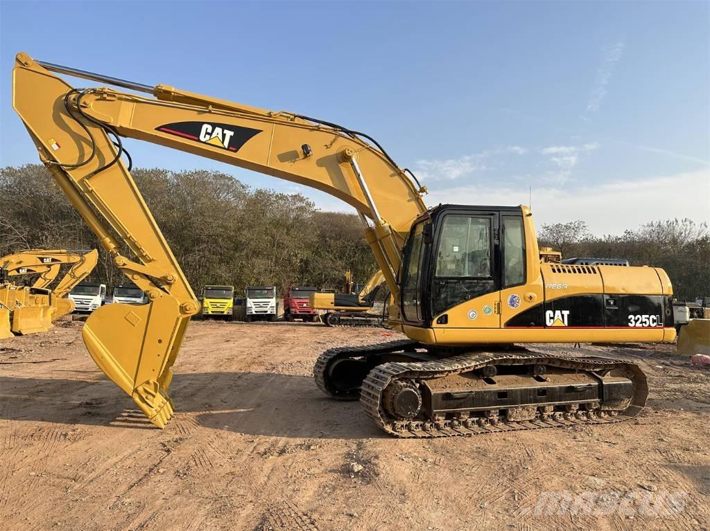 CAT 325C Pelle sur chenilles