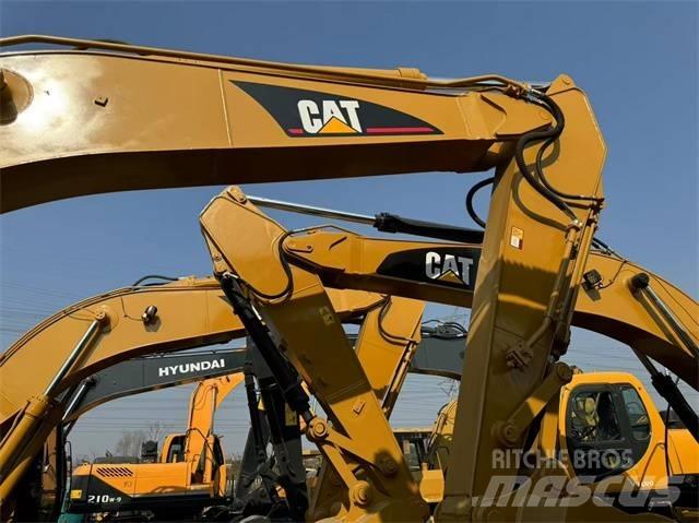 CAT 320 C L Pelle sur chenilles