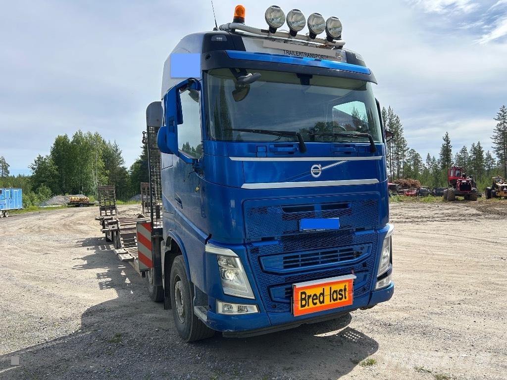 Volvo FH 500 Camions de transport de machines forestières