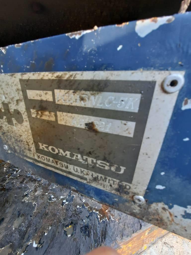 Komatsu PC240NLC-5K Pelle sur chenilles