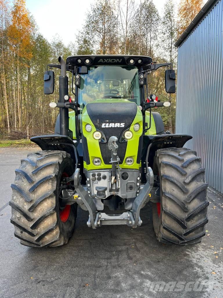 CLAAS Axion 870 Tracteur
