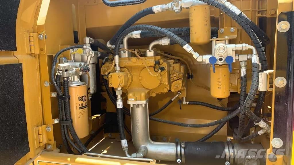 CAT 326D Pelle sur chenilles