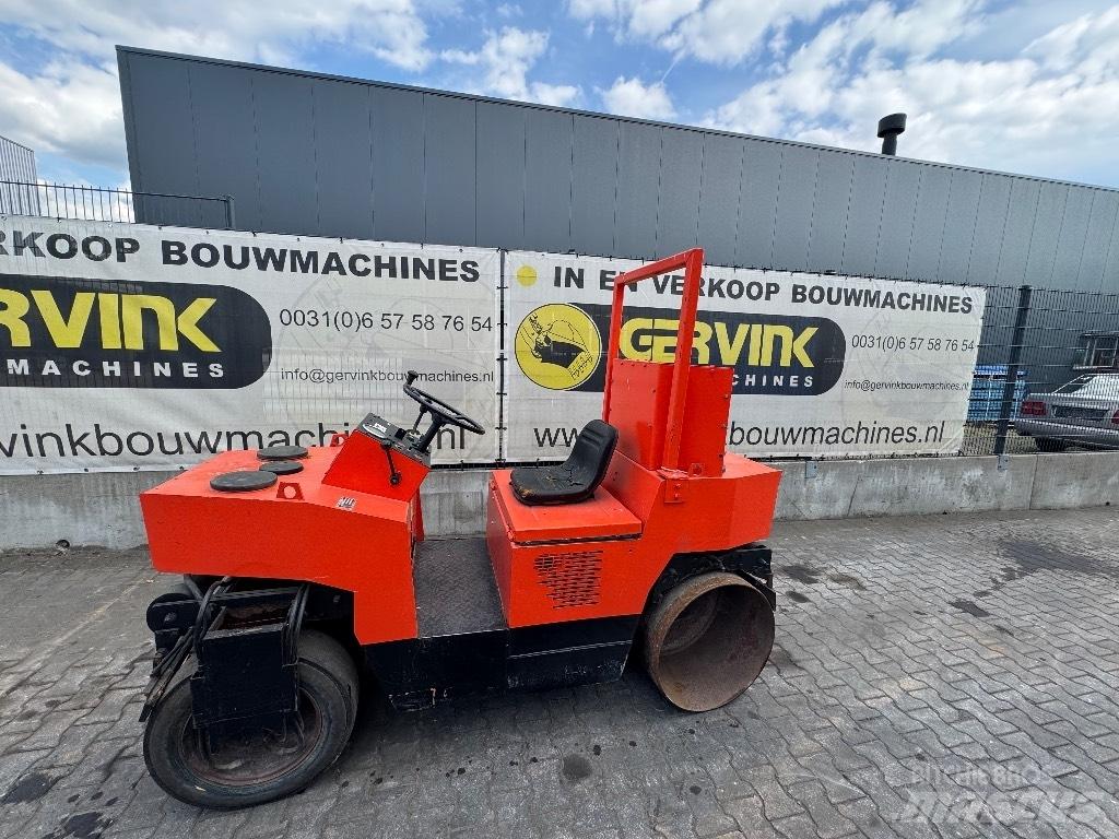CASE Vibromax 152k Rouleaux monocylindre