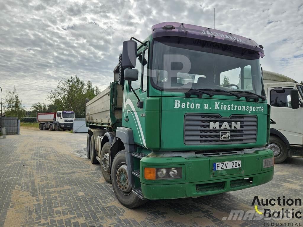 MAN 32.464 Camion benne