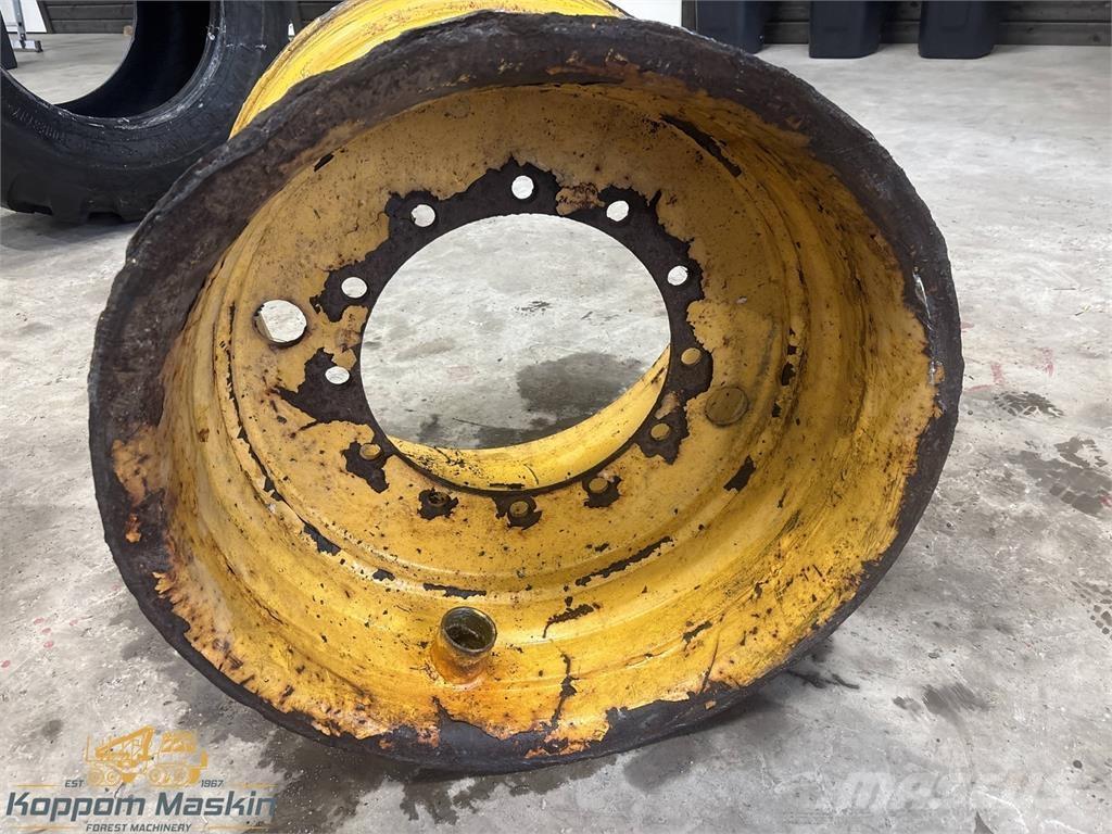 Rottne H20 24x30,5 Pneus, roues et jantes