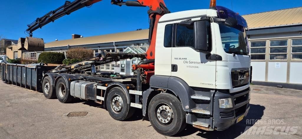 MAN 35.440 Camion plateau ridelle avec grue