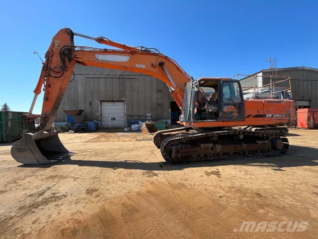 Doosan DX 380 LC Pelle sur chenilles