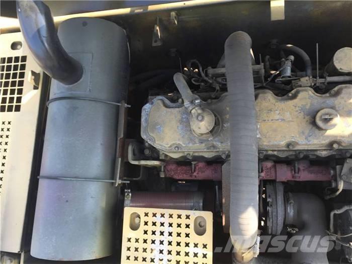 CAT 325 C Pelle sur chenilles