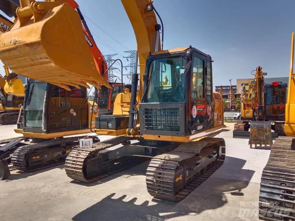 CAT 312D2GC Pelle sur chenilles