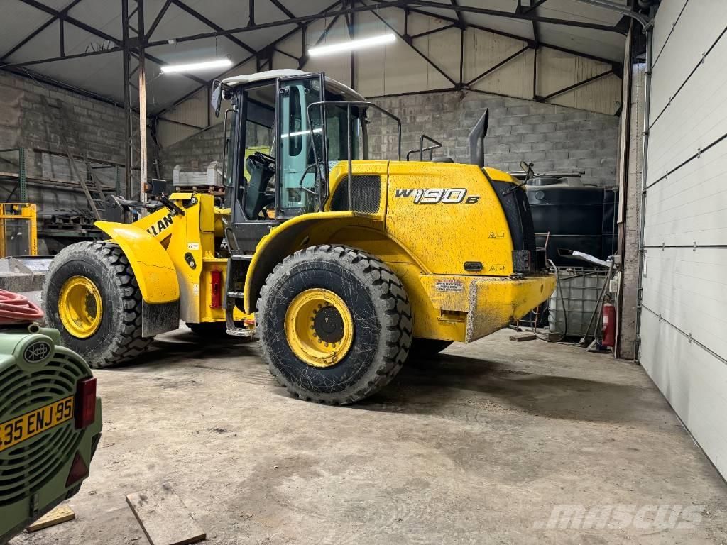New Holland W 190 B Chargeuse sur pneus