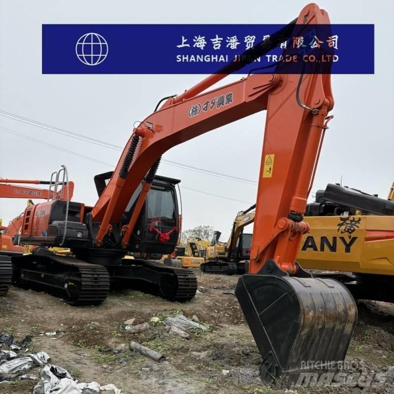 Hitachi ZX 210 Pelle sur chenilles