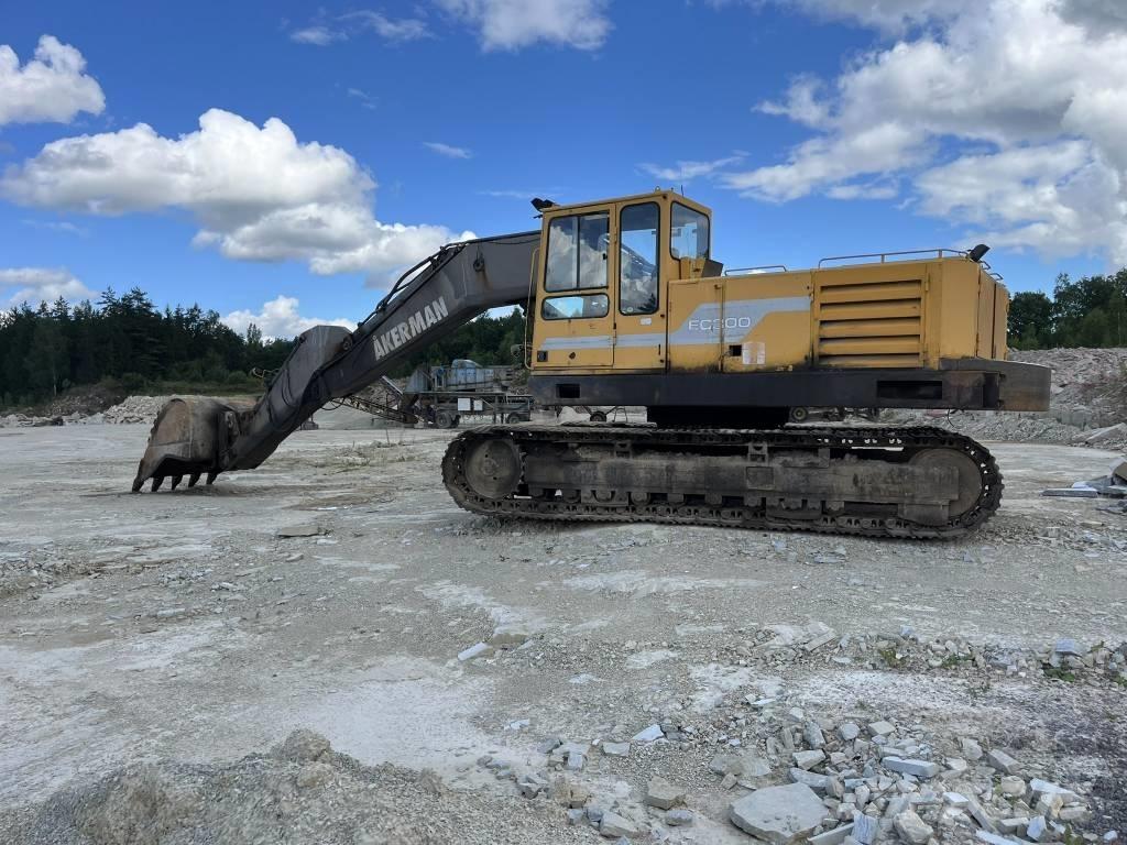 Åkerman EC300 Pelle sur chenilles