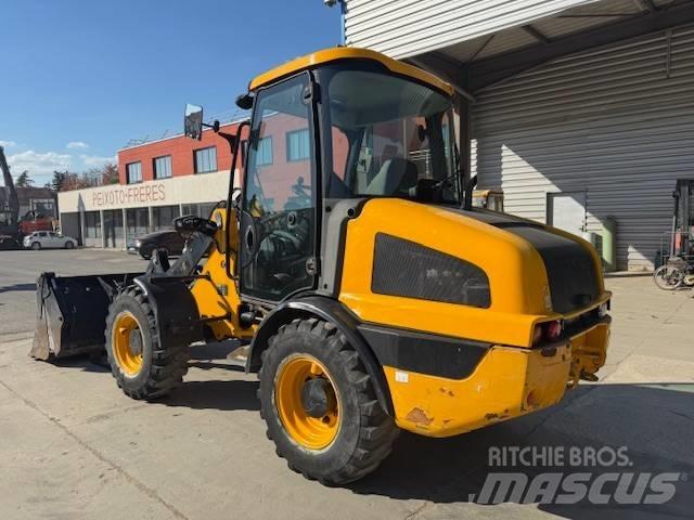 JCB 406 Chargeuse sur pneus