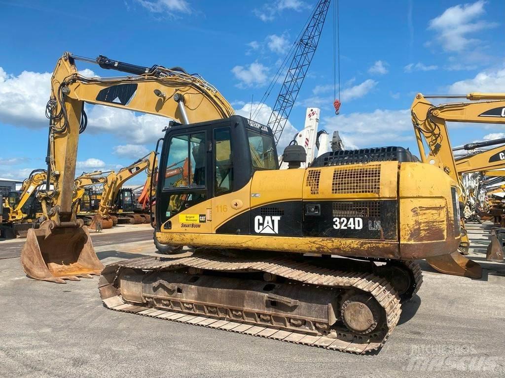 CAT 324 D NVT Pelle sur chenilles