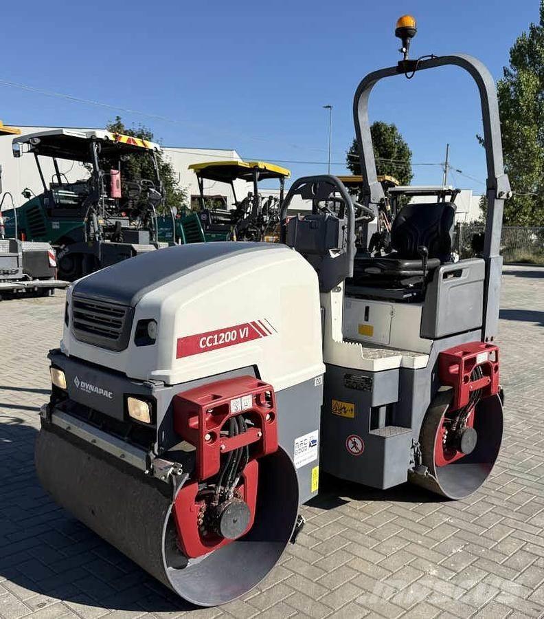 Dynapac CC 1200 VI Rouleaux tandem