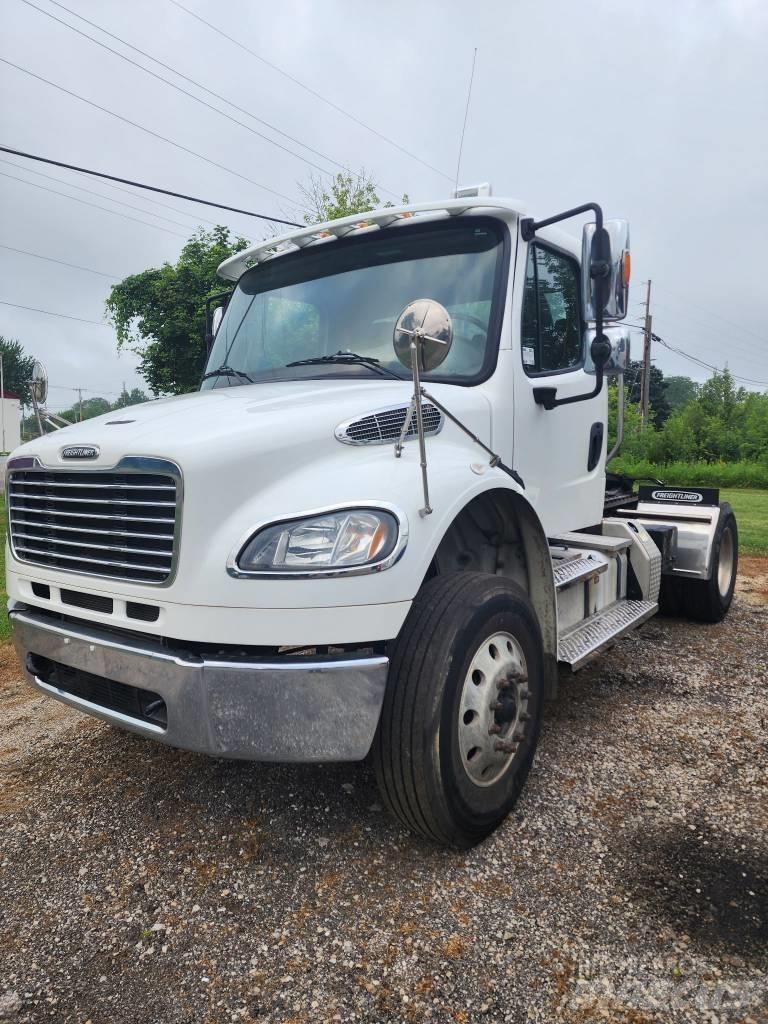 Freightliner M2 Tracteur routier